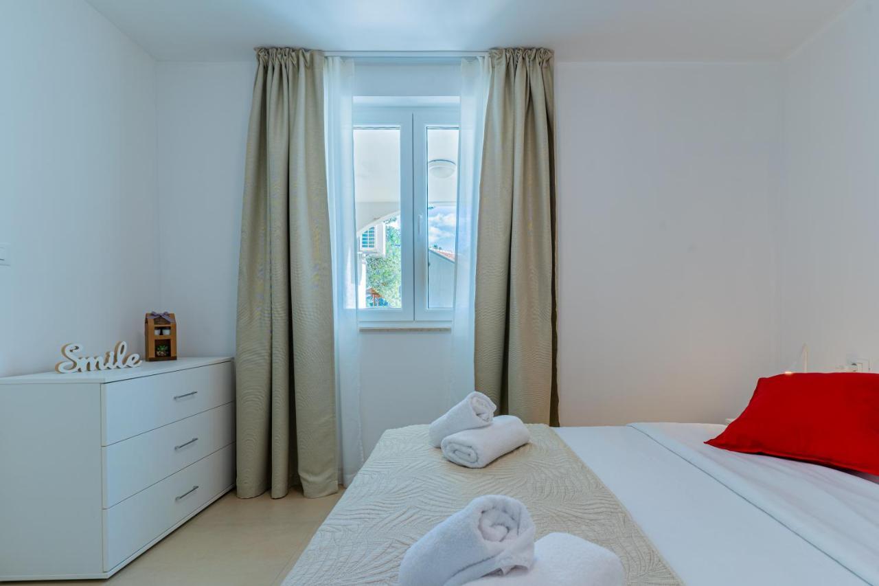 Apartments Lopari Nerezine Εξωτερικό φωτογραφία